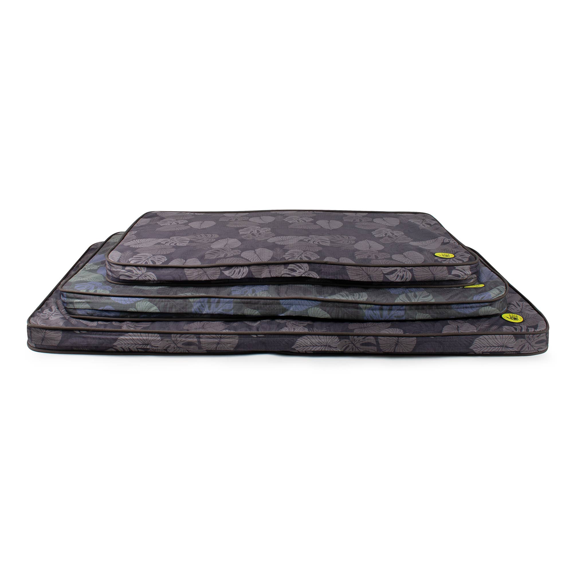 Body Glove Sun & Sand Tough Mat: Tropical Black / Medium